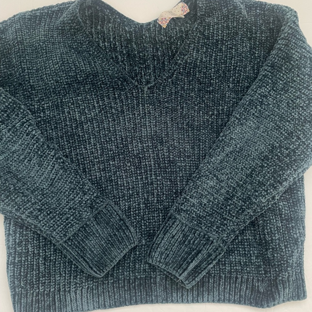 Pink Rose Dark Green Knit V-Neck Sweater